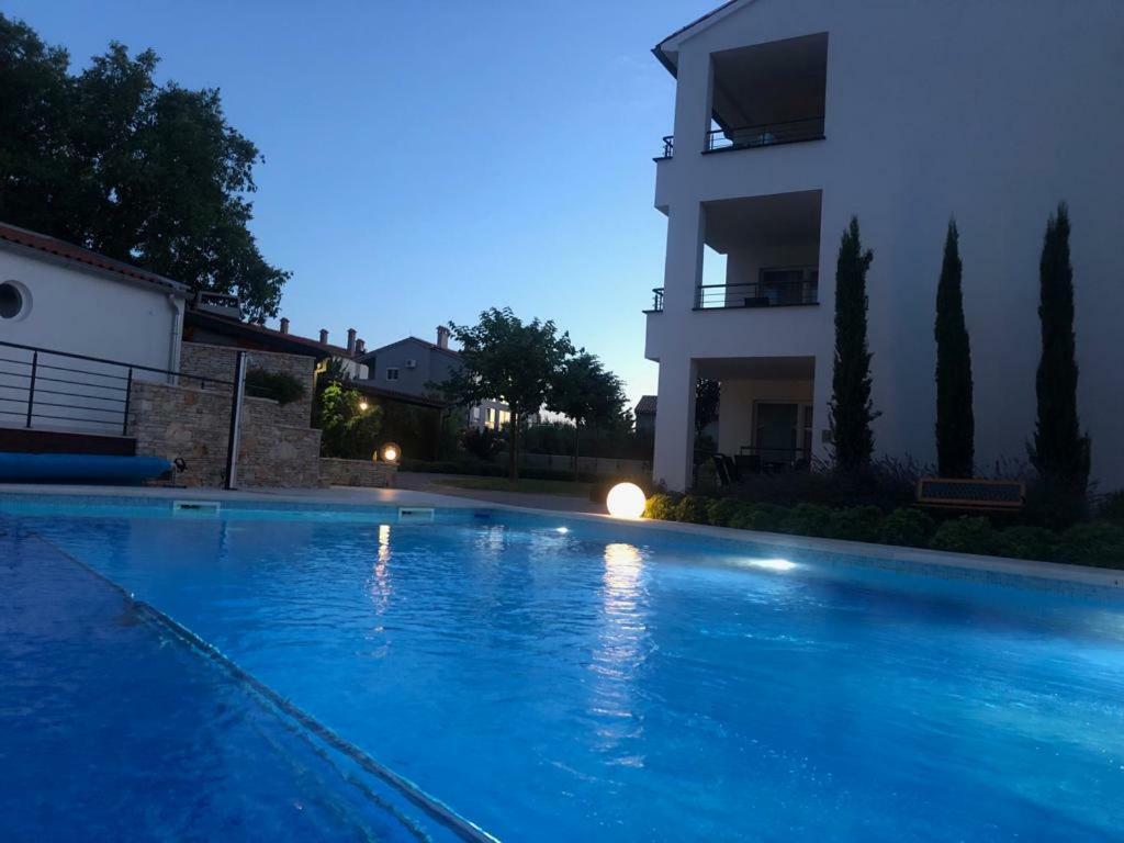 Villa Anja 2Nd Floor Peroj Exterior photo